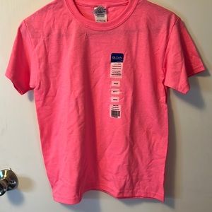 Nwt youth small t shirt from Michaels
